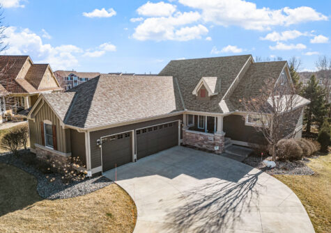 1367 Palisade Path, Woodbury