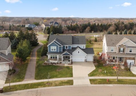 1700 Bluewater Lane, Woodbury