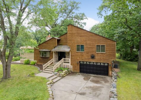 2615 Lake Avenue, White Bear Twp